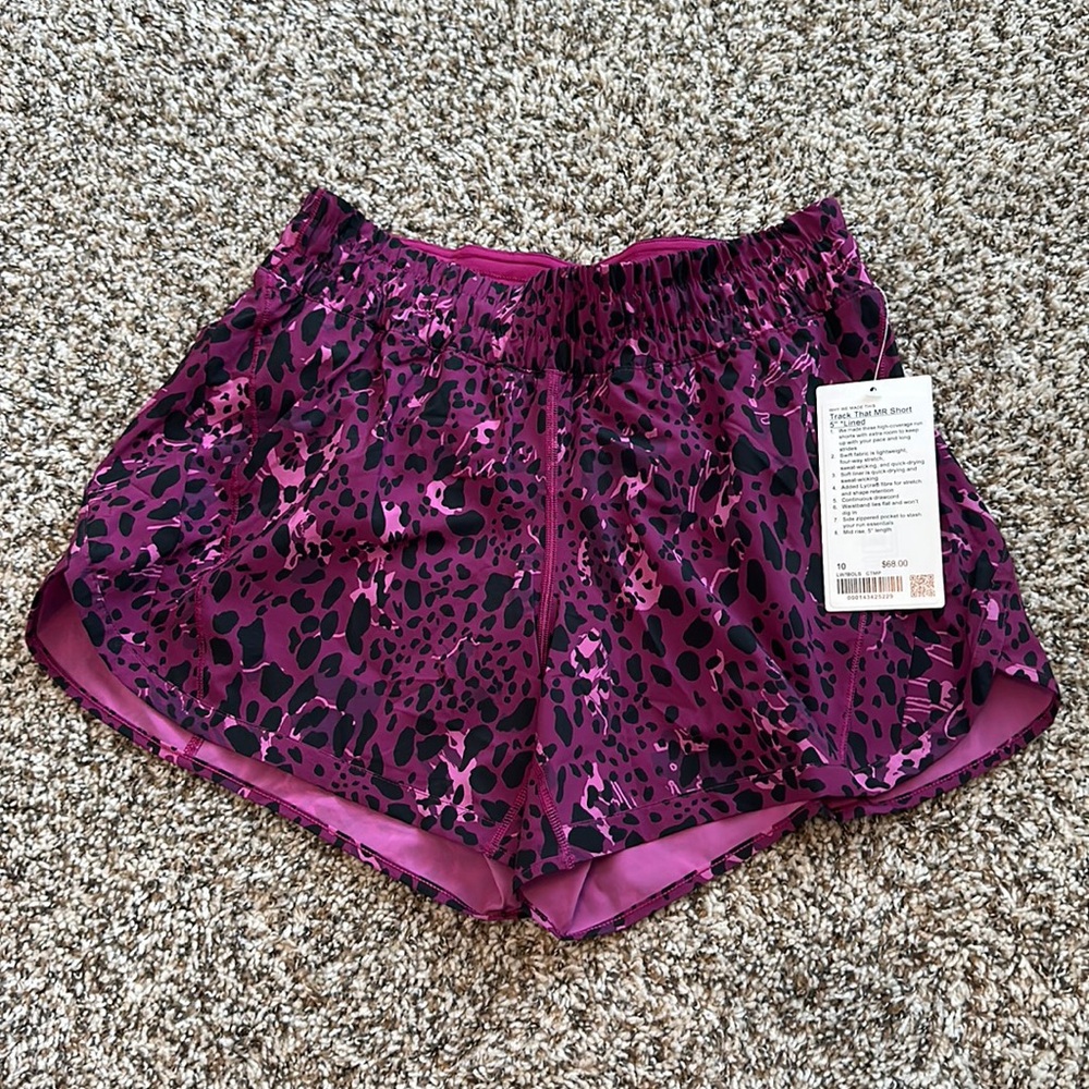 Lululemon Track That 5” Shorts Cheetah Camo Magenta Purple Multi size 10
